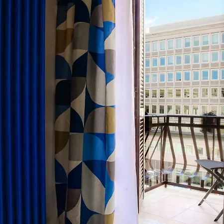 Lägenhet Lele Termini