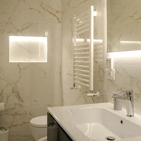 Lele Termini Lägenhet *